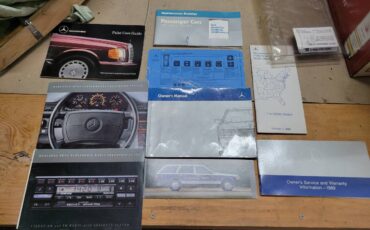 Mercedes-benz-560-1989-black-19