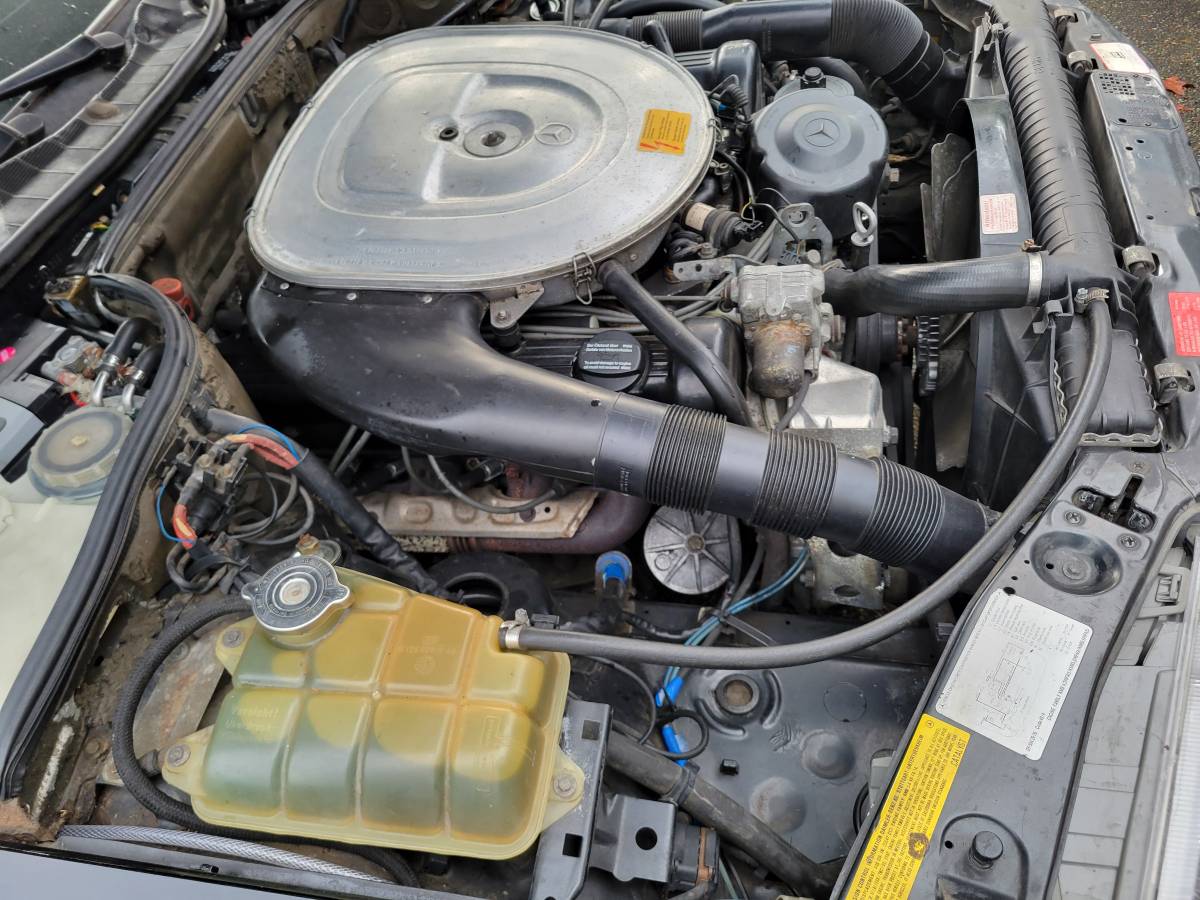 Mercedes-benz-560-1989-black-5