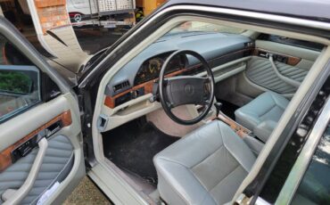 Mercedes-benz-560-1989-black-7