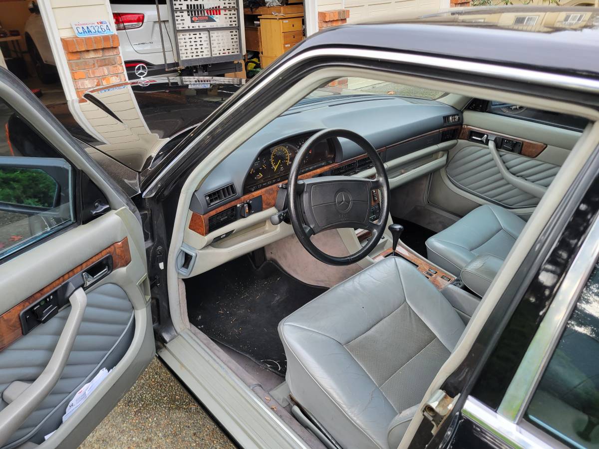 Mercedes-benz-560-1989-black-7