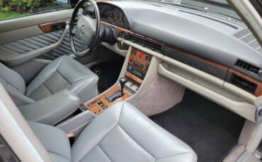 Mercedes-benz-560-1989-black-8