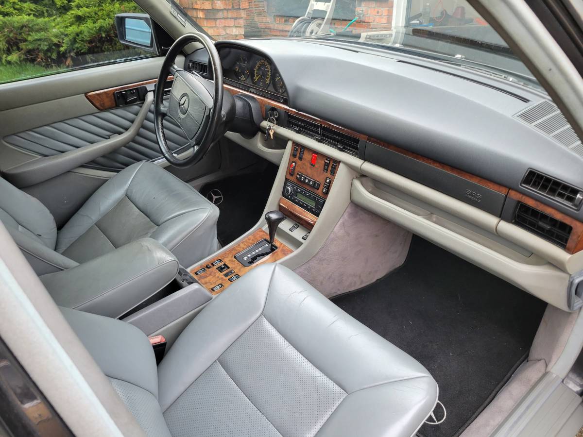 Mercedes-benz-560-1989-black-8