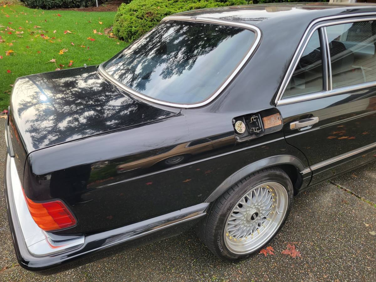 Mercedes-benz-560-1989-black-9