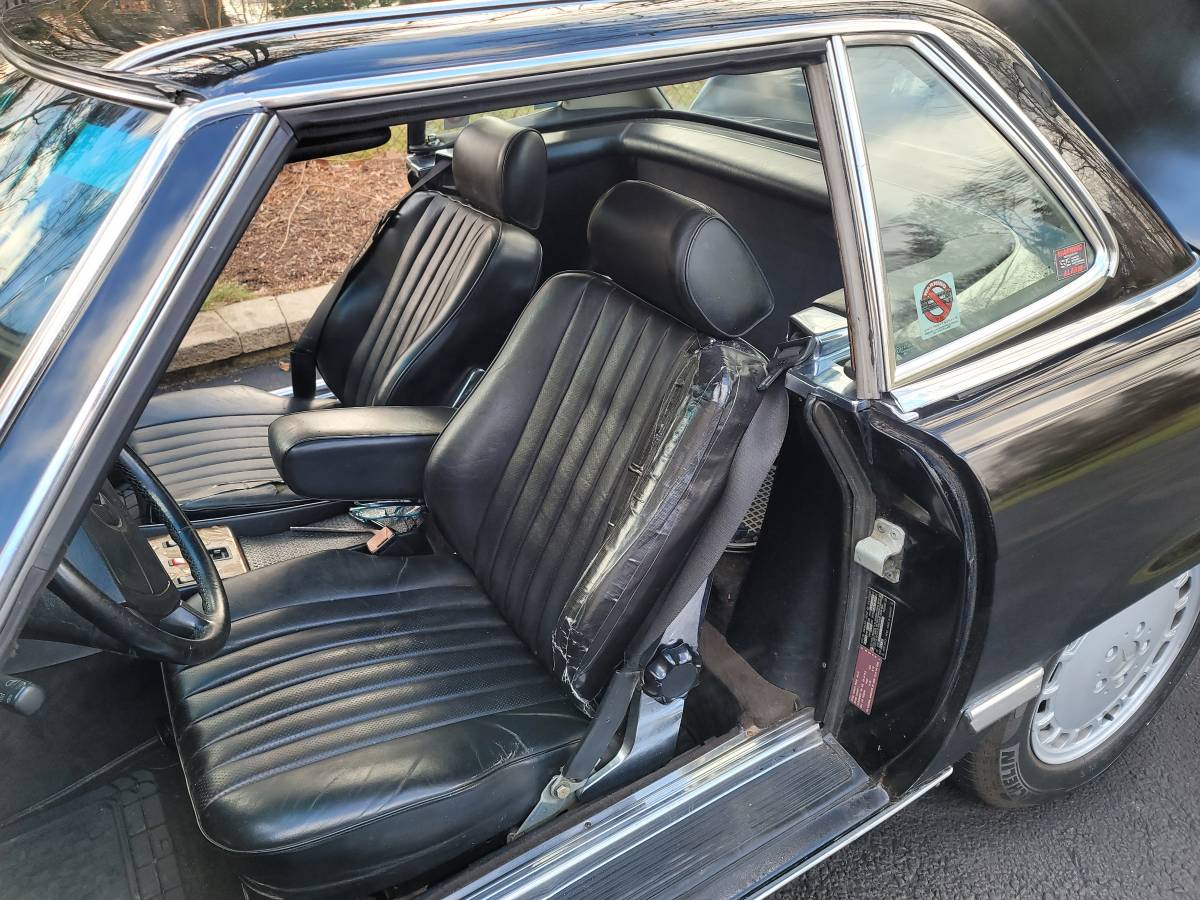 Mercedes-benz-560-560sl-1987-black-4