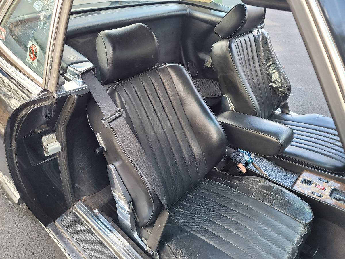 Mercedes-benz-560-560sl-1987-black-7