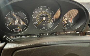 Mercedes-benz-560-class-1986-11