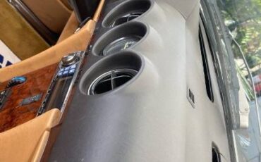 Mercedes-benz-560-class-1986-12