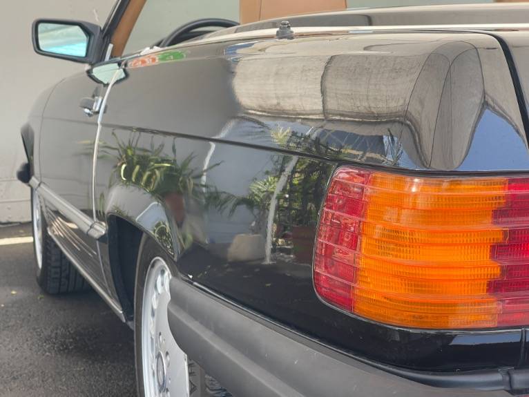 Mercedes-benz-560-class-1986-30