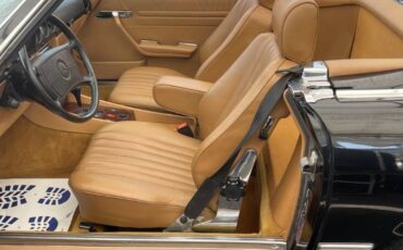 Mercedes-benz-560-class-1986-36