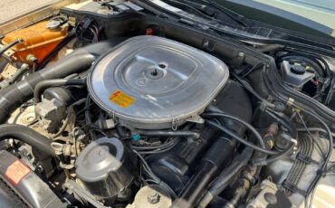 Mercedes-benz-560-class-1988-yellow-20