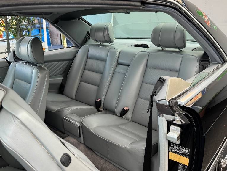 Mercedes-benz-560-class-1989-15