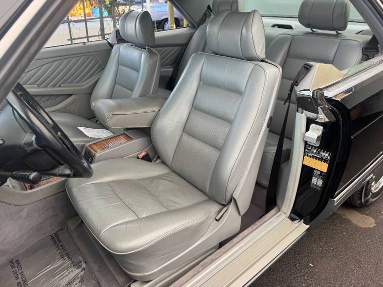 Mercedes-benz-560-class-1989-16