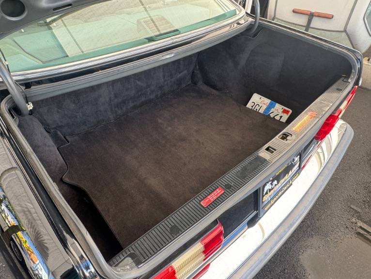 Mercedes-benz-560-class-1989-18