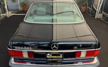 Mercedes-benz-560-class-1989-3