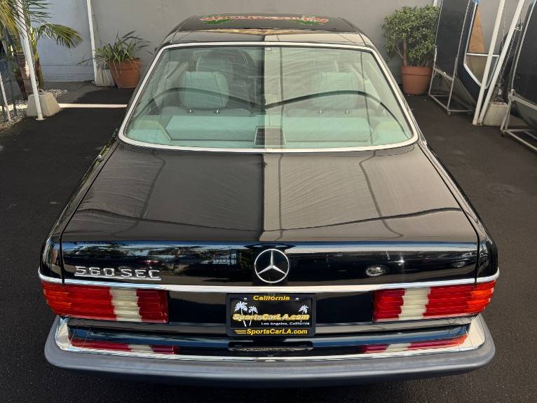 Mercedes-benz-560-class-1989-3