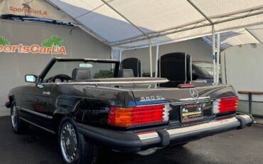 Mercedes-benz-560-class-1989-30