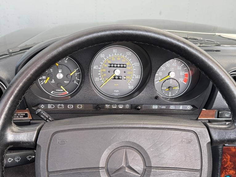 Mercedes-benz-560-class-1989-34
