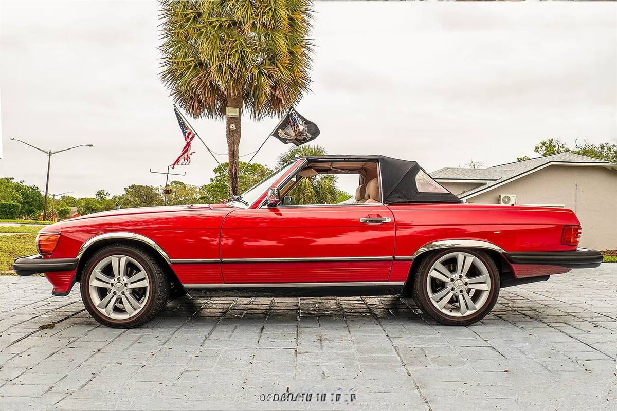 Mercedes-benz-560-sl-1988-red-10