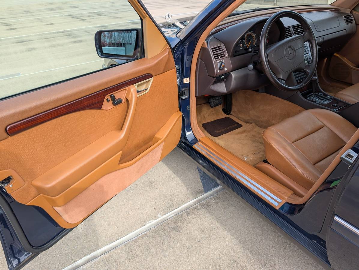 Mercedes-benz-c280-1994-blue-10