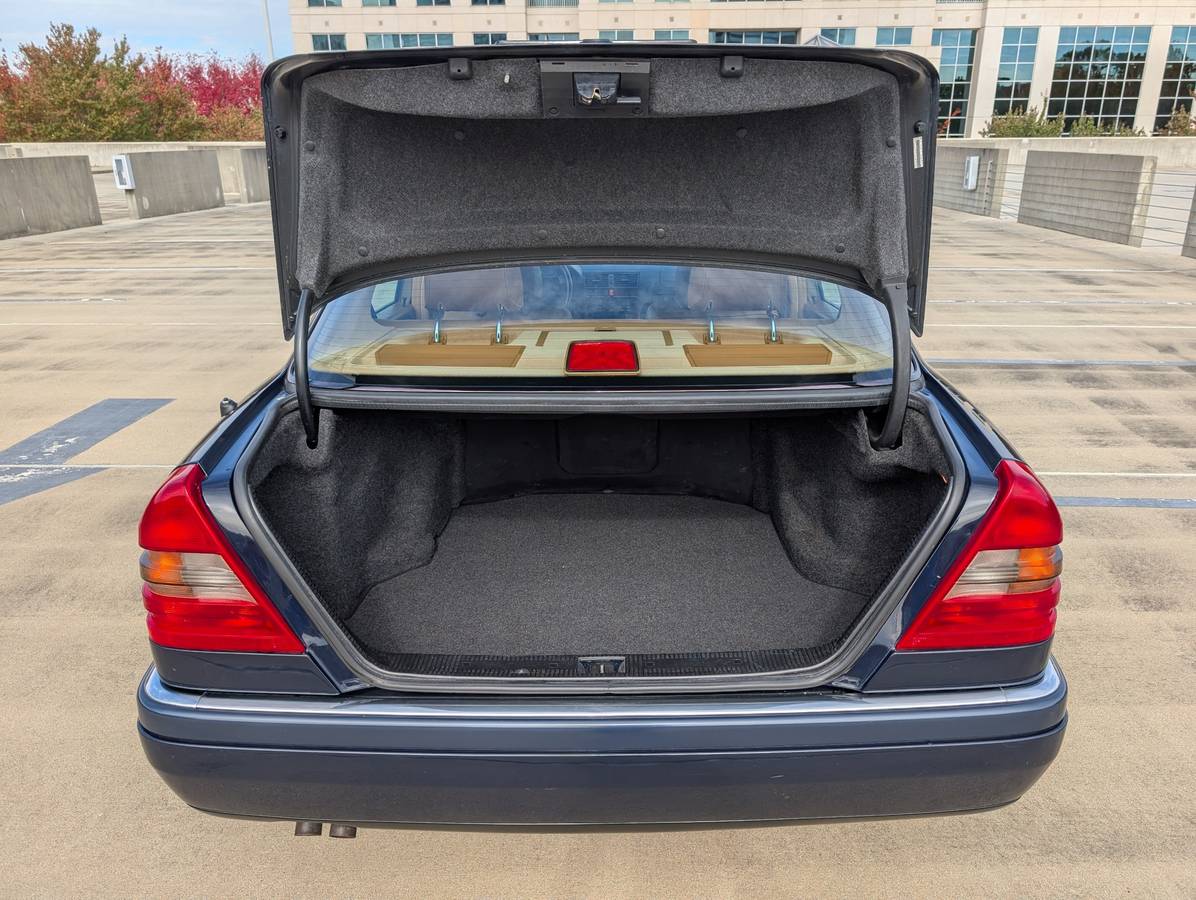 Mercedes-benz-c280-1994-blue-20