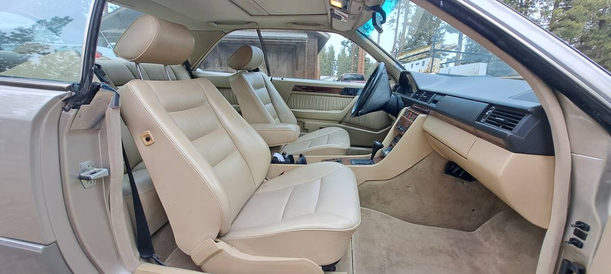 Mercedes-benz-c300-1990-custom-4