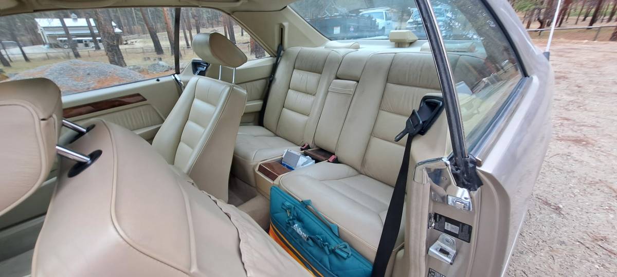 Mercedes-benz-c300-1990-custom-6