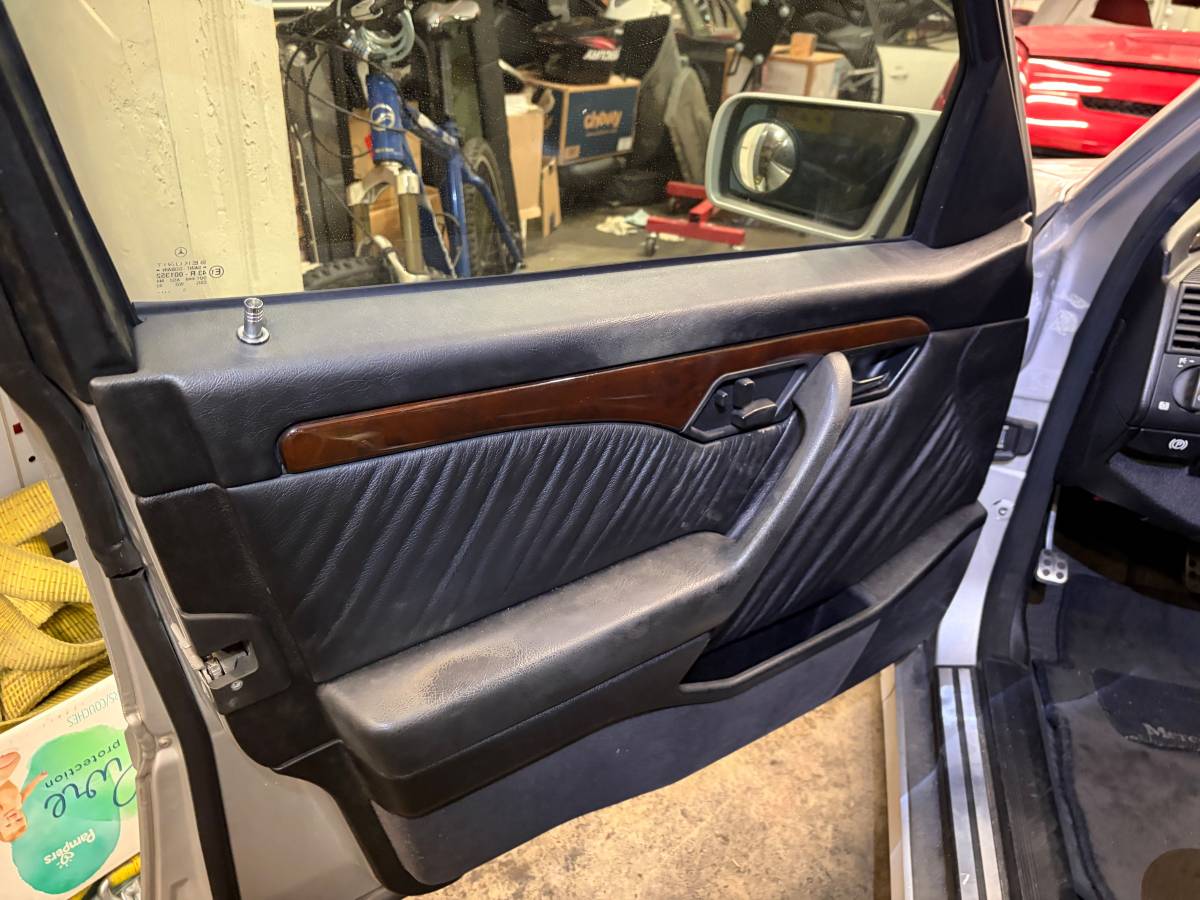 Mercedes-benz-c36-amg-1996-silver-15