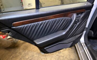 Mercedes-benz-c36-amg-1996-silver-17