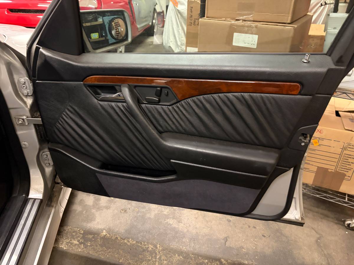 Mercedes-benz-c36-amg-1996-silver-2