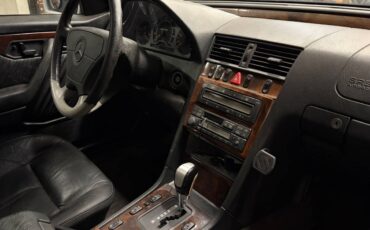 Mercedes-benz-c36-amg-1996-silver-20