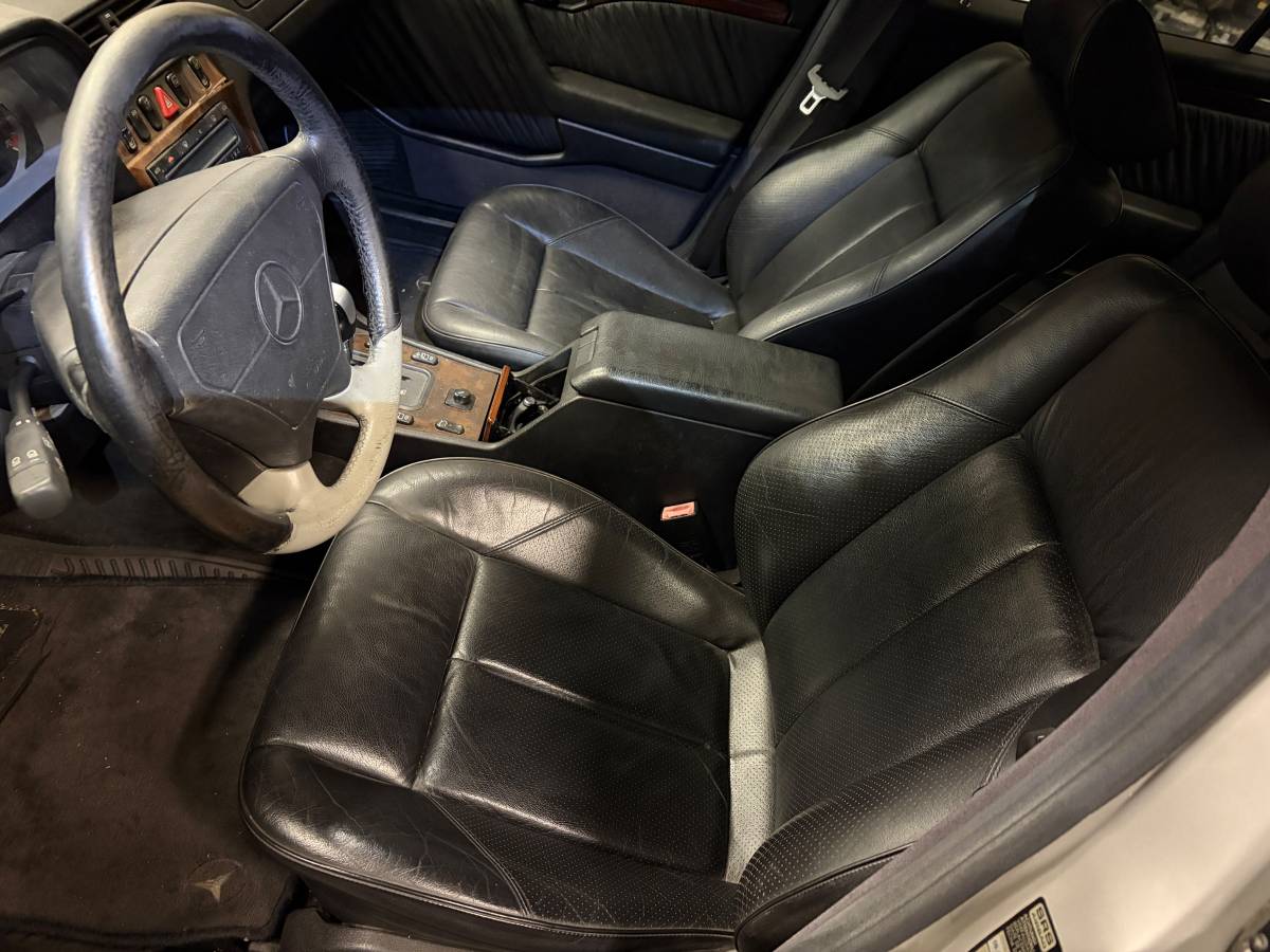 Mercedes-benz-c36-amg-1996-silver-22