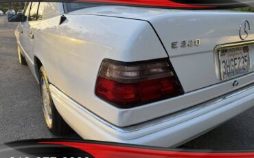 Mercedes-benz-e-320-1994-white-11
