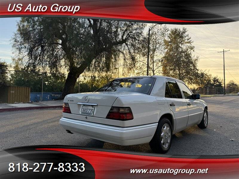 Mercedes-benz-e-320-1994-white-21