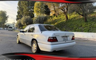 Mercedes-benz-e-320-1994-white-3