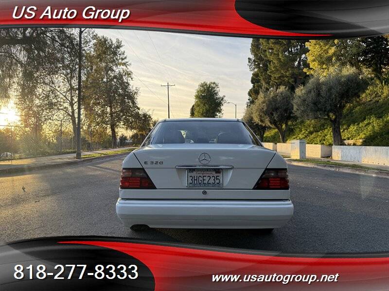 Mercedes-benz-e-320-1994-white-5