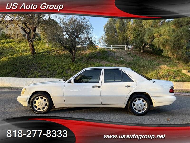 Mercedes-benz-e-320-1994-white-6