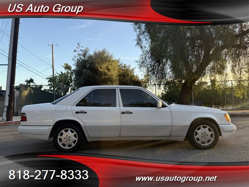 Mercedes-benz-e-320-1994-white-7