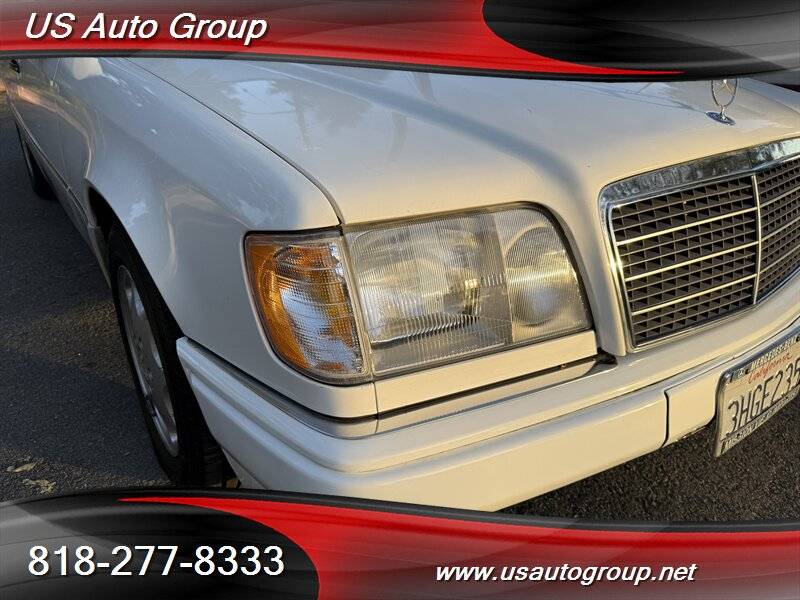 Mercedes-benz-e-320-1994-white-9