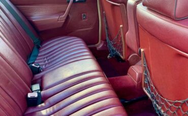 Mercedes-benz-e-class-1989-silver