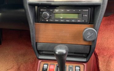 Mercedes-benz-e-class-1989-silver-5