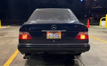 Mercedes-benz-e-class-1995-blue-10