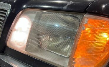 Mercedes-benz-e-class-1995-blue-11