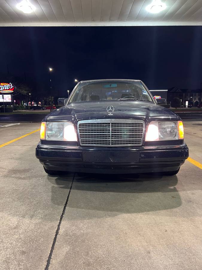 Mercedes-benz-e-class-1995-blue