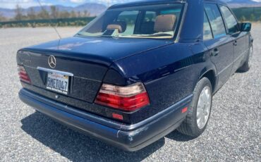 Mercedes-benz-e-class-1995-blue-8