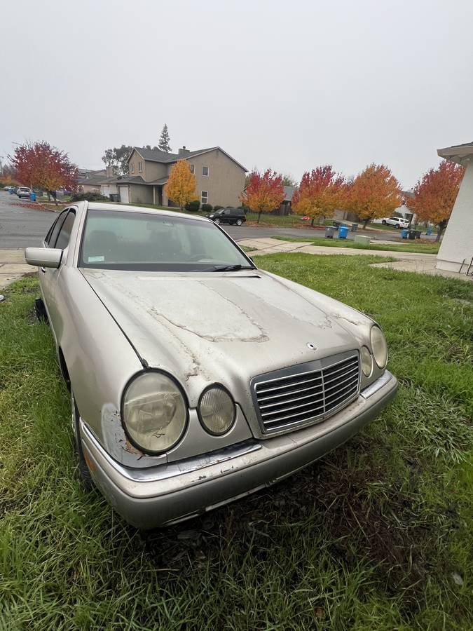 Mercedes-benz-e-class-diesel-1996