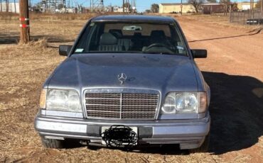 Mercedes-benz-e300-diesel-1995-blue-1