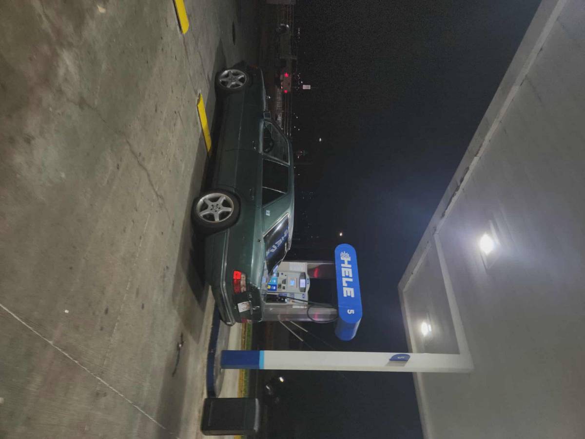 Mercedes-benz-e320-1995-1