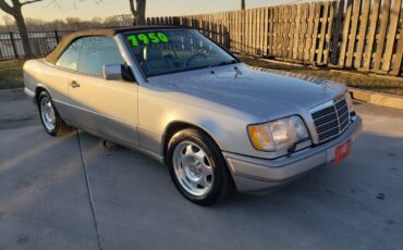 Mercedes-benz-e320-1995-silver-11