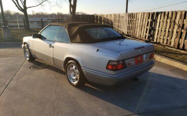 Mercedes-benz-e320-1995-silver-7