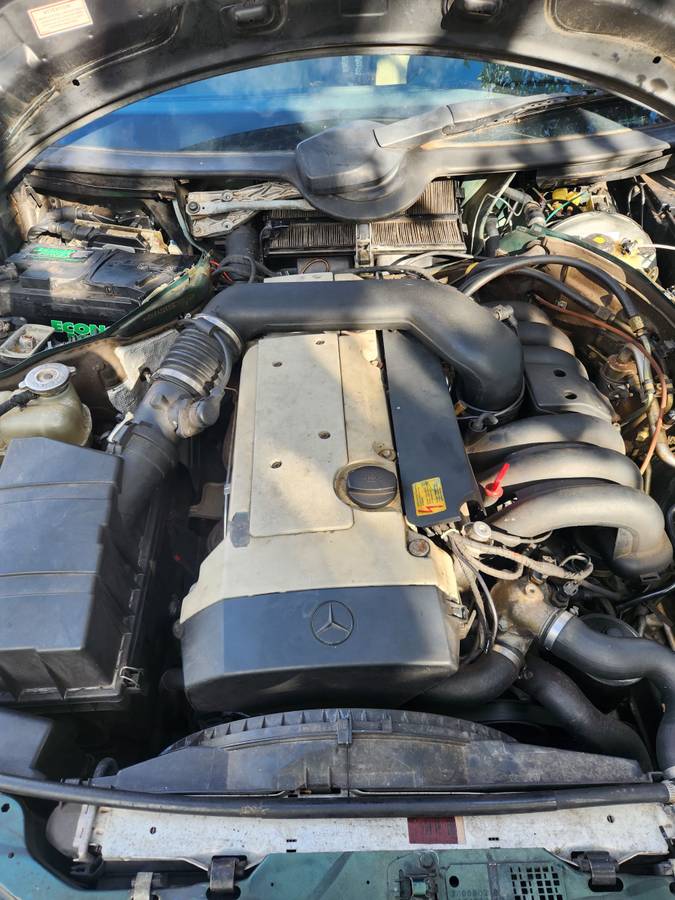 Mercedes-benz-e320-1995